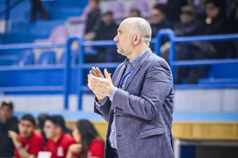 كرة سلة.. مدرب مصري يقود المنستيري للتأهل لنهائيات الدوري الإفريقي "البال"